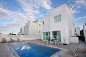 Villa Ioli Green Bay by TrulyCyprus